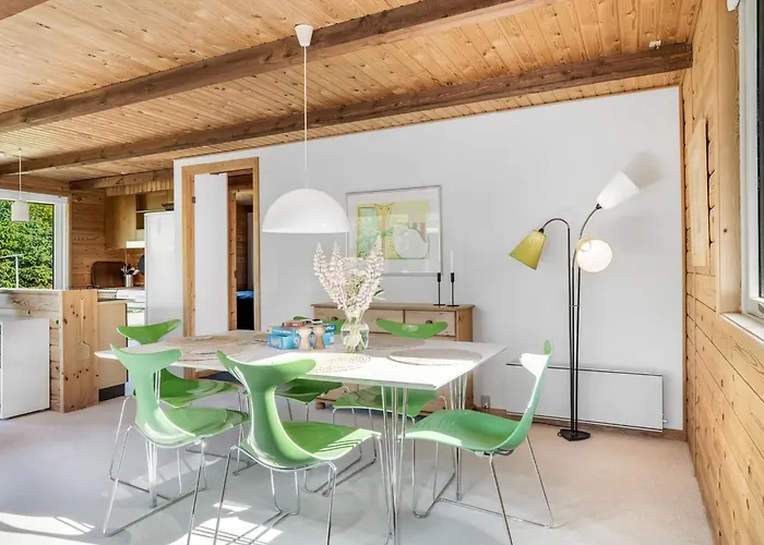 Laris - 700m To The Fjord By Interhome Semesterbostad Løgsted